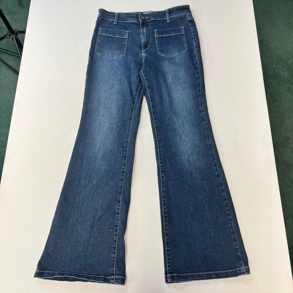 Falls Creek Womens Flare Jeans Blue Stretch Patch Packets Stone Wash Mid Rise 8 - Picture 1 of 10